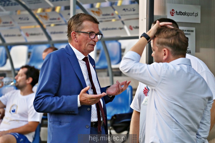 65 lat piłki ręcznej w Mielcu - mecz pokazowy