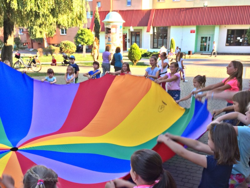 Plenerowy festyn na osiedlu Szafera