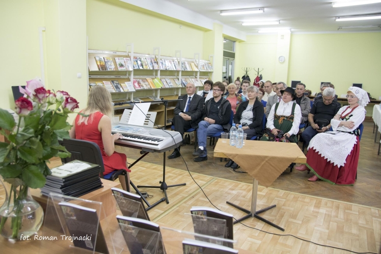 Promocja trzeciego tomiku Anity Róg ?Pisane ciszą?