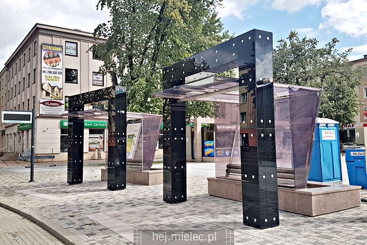 Remont Placu Armii Krajowej dobiega końca