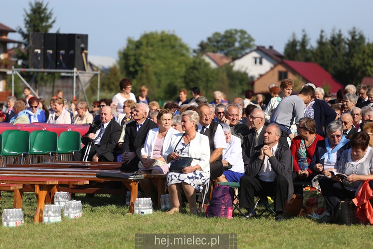 Koronacja obrazu Matki Bożej Królowej Rodzin w Chorzelowie