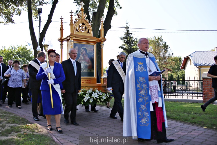 Koronacja obrazu Matki Bożej Królowej Rodzin w Chorzelowie