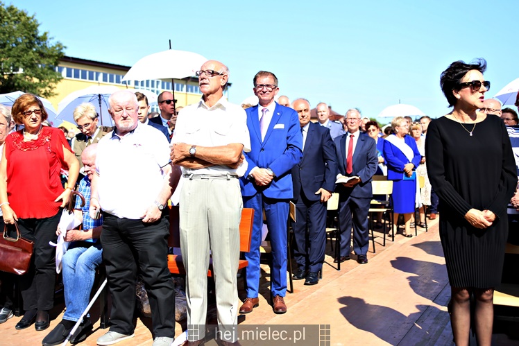 Koronacja obrazu Matki Bożej Królowej Rodzin w Chorzelowie