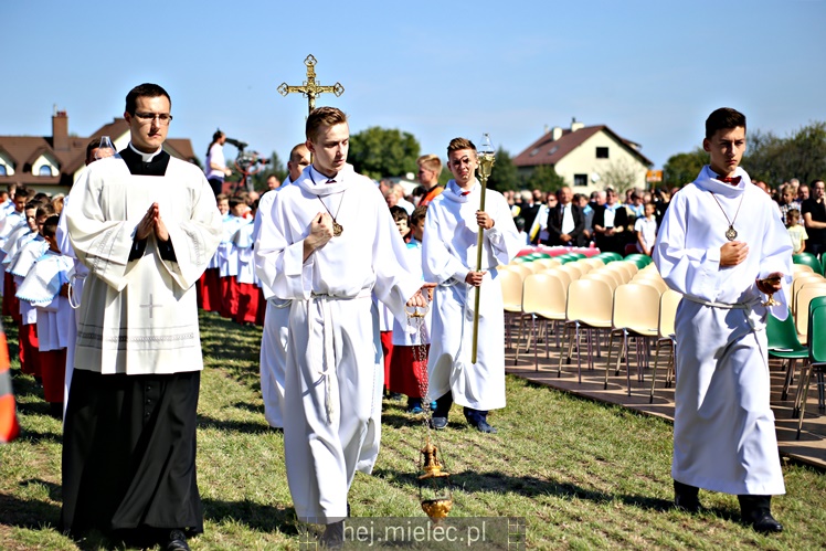 Koronacja obrazu Matki Bożej Królowej Rodzin w Chorzelowie