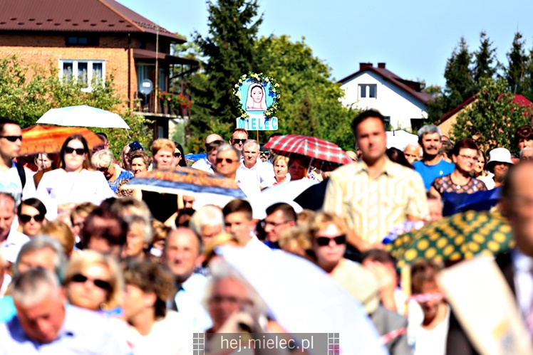 Koronacja obrazu Matki Bożej Królowej Rodzin w Chorzelowie
