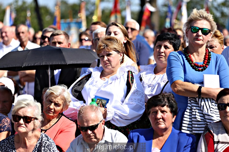 Koronacja obrazu Matki Bożej Królowej Rodzin w Chorzelowie
