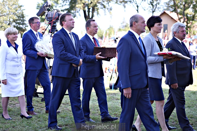 Koronacja obrazu Matki Bożej Królowej Rodzin w Chorzelowie