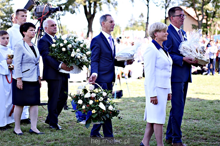 Koronacja obrazu Matki Bożej Królowej Rodzin w Chorzelowie
