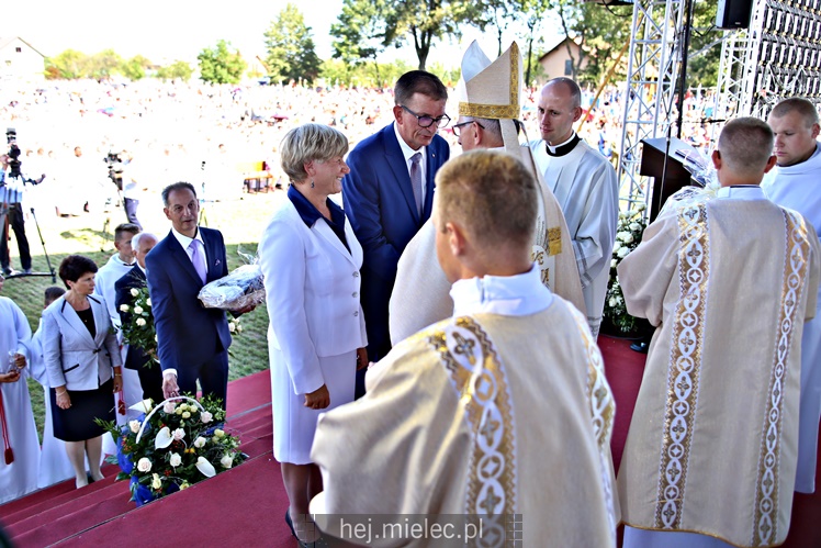 Koronacja obrazu Matki Bożej Królowej Rodzin w Chorzelowie
