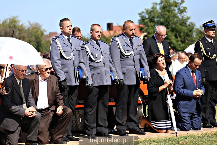 Koronacja obrazu Matki Bożej Królowej Rodzin w Chorzelowie