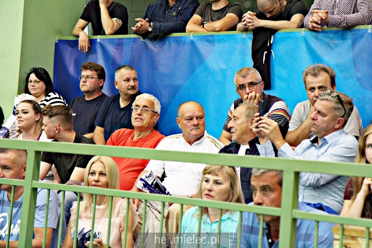 SPR Stal Mielec ? KPR Legionowo 32:28