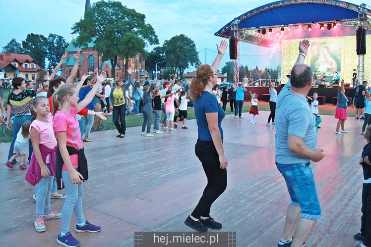 Rodzinny piknik w Chorzelowie: dzień dziękczynienia