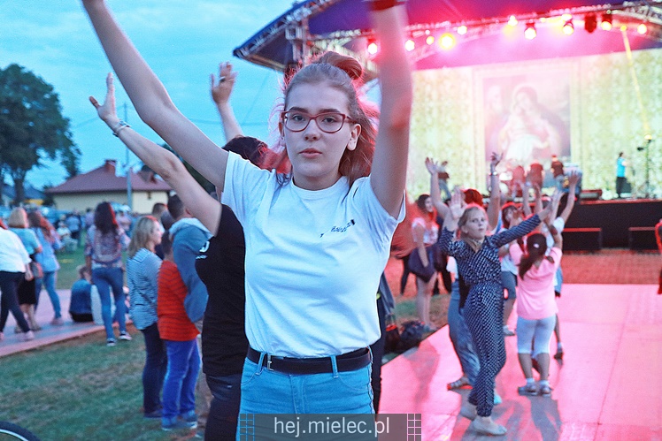 Rodzinny piknik w Chorzelowie: dzień dziękczynienia
