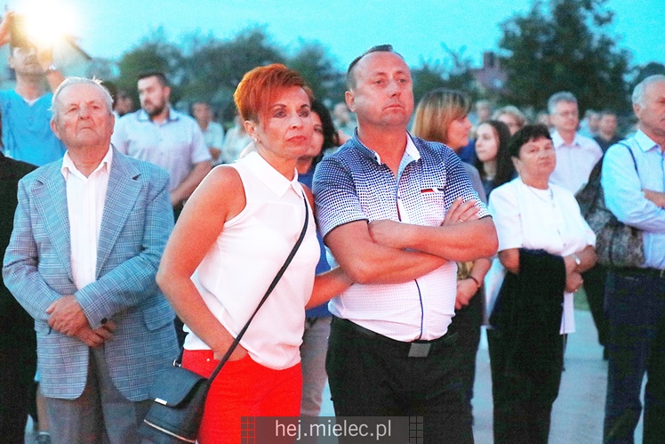 Rodzinny piknik w Chorzelowie: dzień dziękczynienia