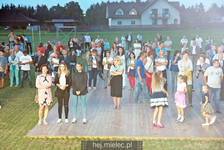 Rodzinny piknik w Chorzelowie: dzień dziękczynienia