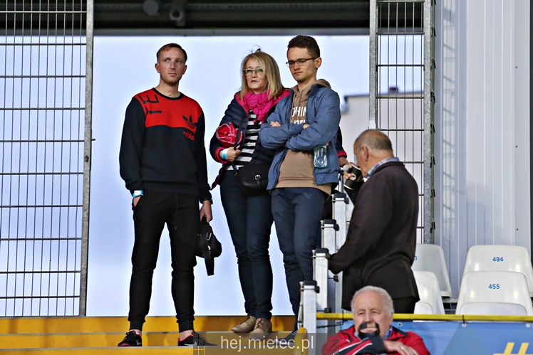 Nice 1 liga:  FKS STAL MIELEC - PUSZCZA NIEPOŁOMICE