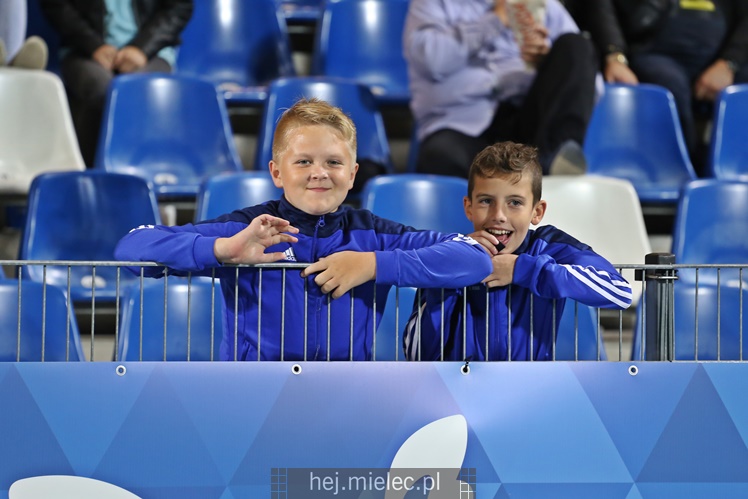 Nice 1 liga:  FKS STAL MIELEC - PUSZCZA NIEPOŁOMICE