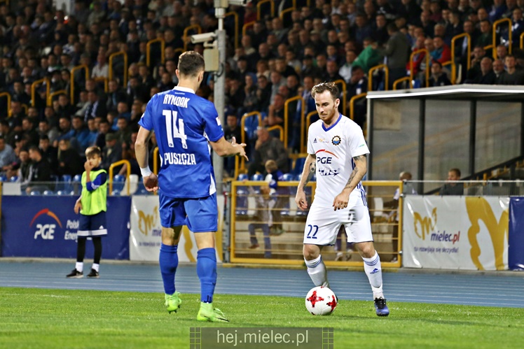 Nice 1 liga:  FKS STAL MIELEC - PUSZCZA NIEPOŁOMICE