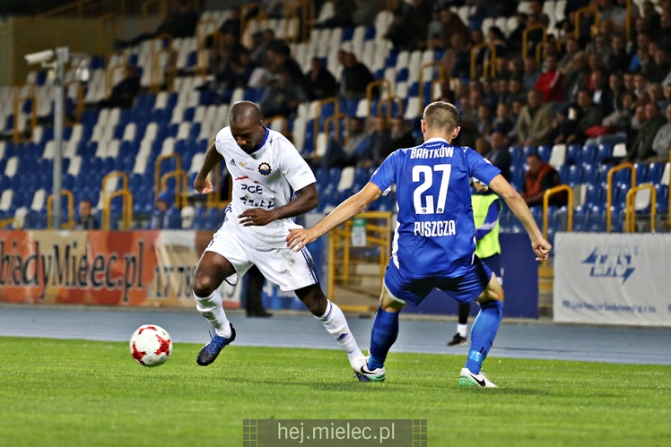 Nice 1 liga:  FKS STAL MIELEC - PUSZCZA NIEPOŁOMICE