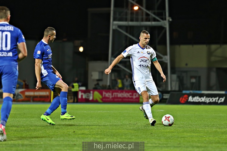 Nice 1 liga:  FKS STAL MIELEC - PUSZCZA NIEPOŁOMICE