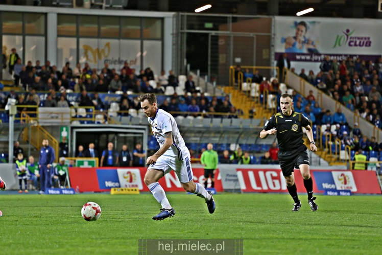 Nice 1 liga:  FKS STAL MIELEC - PUSZCZA NIEPOŁOMICE