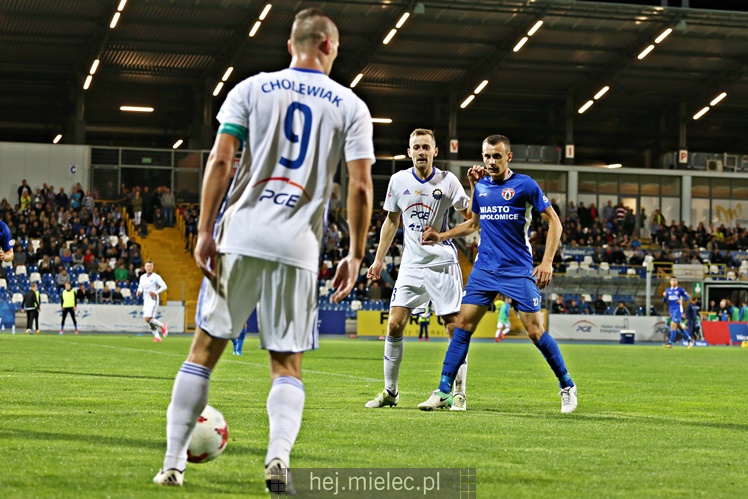 Nice 1 liga:  FKS STAL MIELEC - PUSZCZA NIEPOŁOMICE