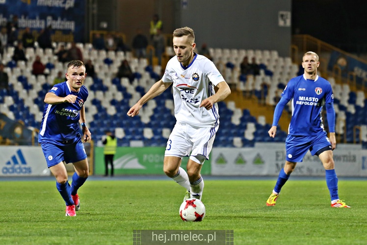 Nice 1 liga:  FKS STAL MIELEC - PUSZCZA NIEPOŁOMICE