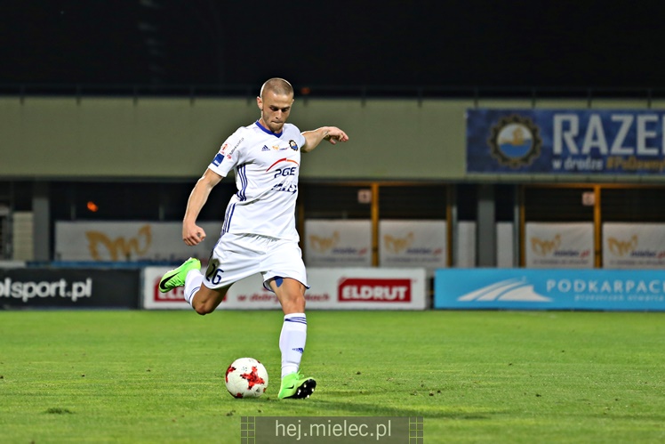 Nice 1 liga:  FKS STAL MIELEC - PUSZCZA NIEPOŁOMICE