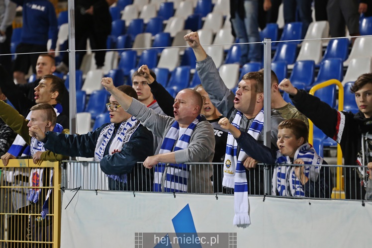 Nice 1 liga:  FKS STAL MIELEC - PUSZCZA NIEPOŁOMICE