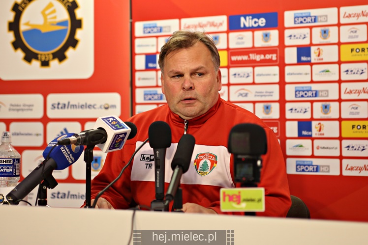 Nice 1 liga:  FKS STAL MIELEC - PUSZCZA NIEPOŁOMICE