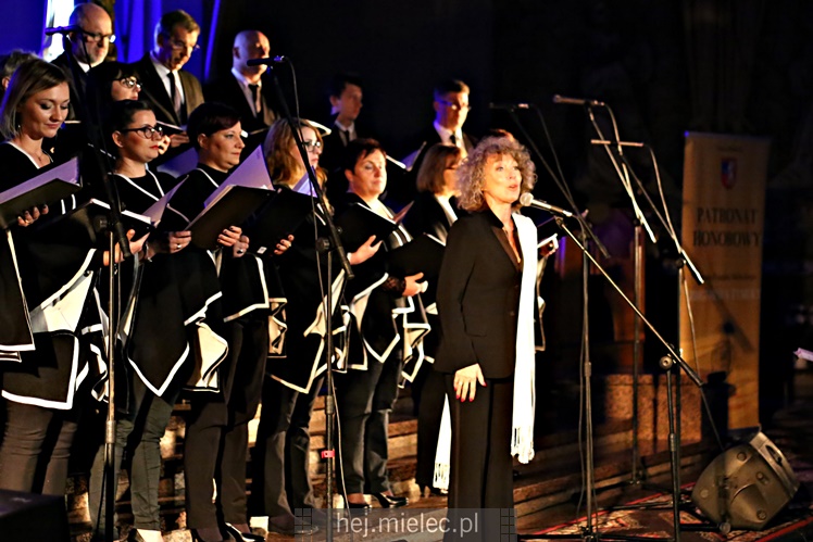 Koncert Alicji Majewskiej, Włodzimierza Korcza i Strzyżowskiego Chóru Kameralnego