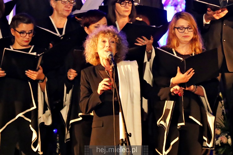 Koncert Alicji Majewskiej, Włodzimierza Korcza i Strzyżowskiego Chóru Kameralnego