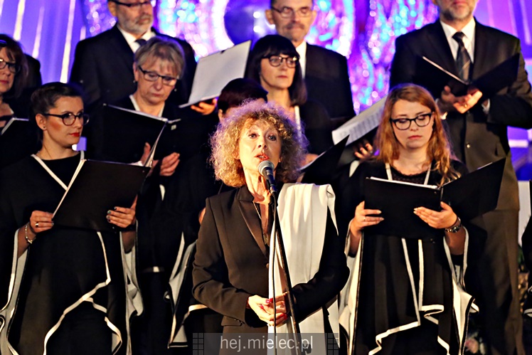 Koncert Alicji Majewskiej, Włodzimierza Korcza i Strzyżowskiego Chóru Kameralnego