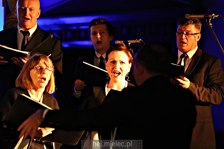 Koncert Alicji Majewskiej, Włodzimierza Korcza i Strzyżowskiego Chóru Kameralnego