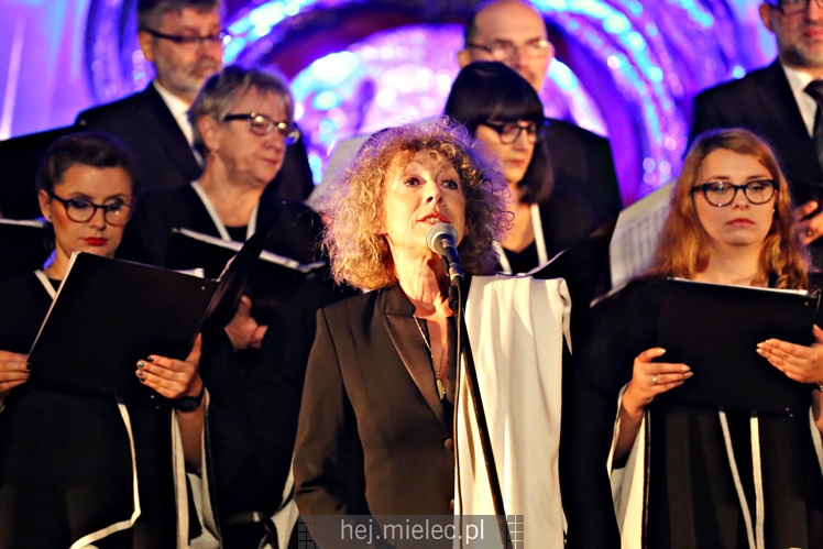 Koncert Alicji Majewskiej, Włodzimierza Korcza i Strzyżowskiego Chóru Kameralnego