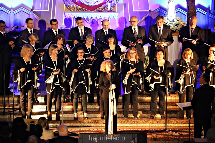 Koncert Alicji Majewskiej, Włodzimierza Korcza i Strzyżowskiego Chóru Kameralnego