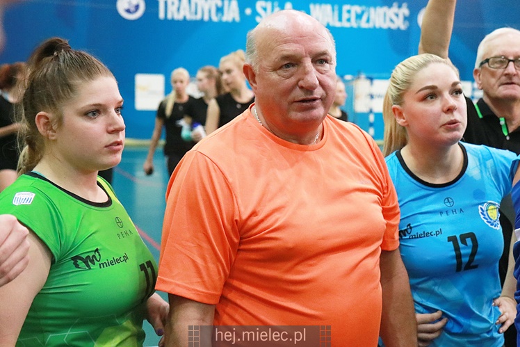 Towarzyski mecz Szóstki Mielec