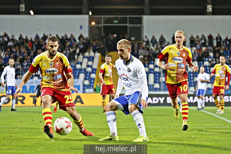 Nice 1 liga:  FKS STAL MIELEC - CHOJNICZANKA CHOJNICE