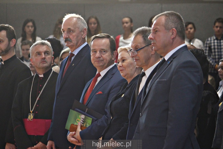 Otwarcie sali gimnastycznej i jubileusz 60-lecia SP3