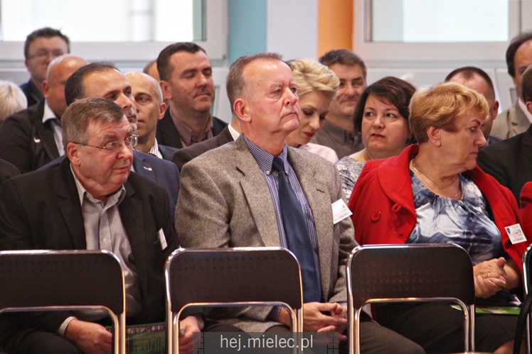 Otwarcie sali gimnastycznej i jubileusz 60-lecia SP3