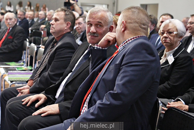 Otwarcie sali gimnastycznej i jubileusz 60-lecia SP3
