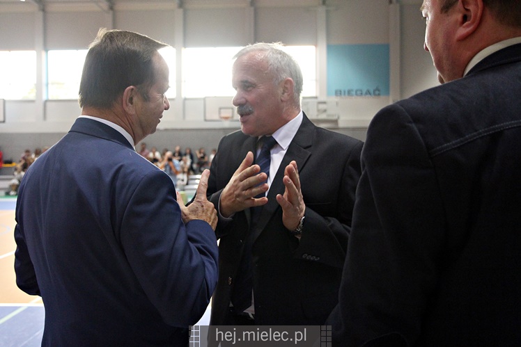 Otwarcie sali gimnastycznej i jubileusz 60-lecia SP3