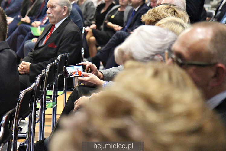 Otwarcie sali gimnastycznej i jubileusz 60-lecia SP3