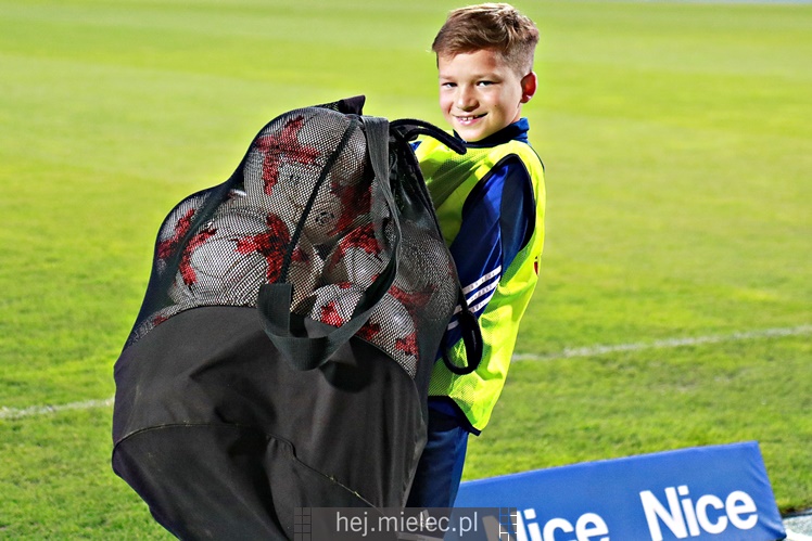 Nice 1 liga:  FKS STAL MIELEC - CHROBRY GŁOGÓW