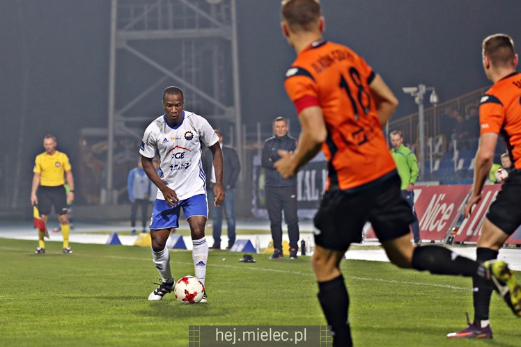 Nice 1 liga:  FKS STAL MIELEC - CHROBRY GŁOGÓW