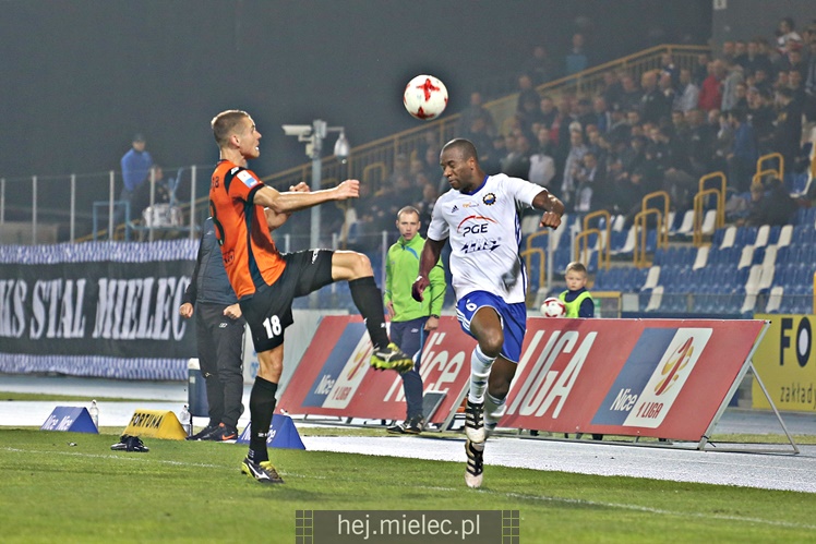 Nice 1 liga:  FKS STAL MIELEC - CHROBRY GŁOGÓW