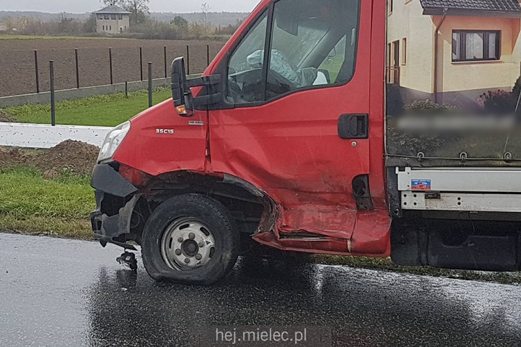 Wypadek drogowy w Rzemieniu