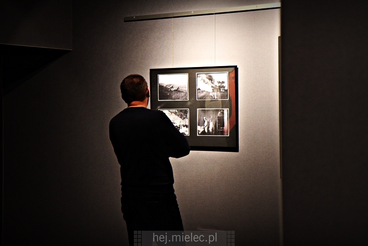 Wernisaż wystawy ?Fotografowie wojny? w Jadernówce
