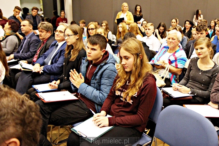 10. Dyktando Niepodległościowe