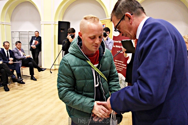 10. Dyktando Niepodległościowe